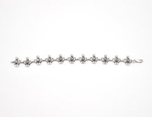 Load image into Gallery viewer, Carol Felley Navajo Women Sterling Silver Chain Bracelet