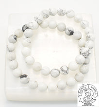 Load image into Gallery viewer, Howlite Bracelet