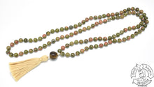 Load image into Gallery viewer, Mala handmade with Unakite