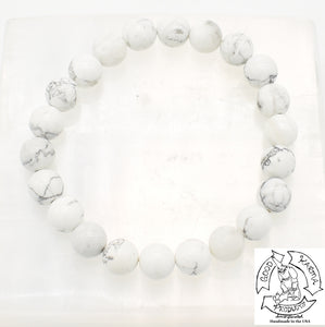 Bracelet made of Howlite